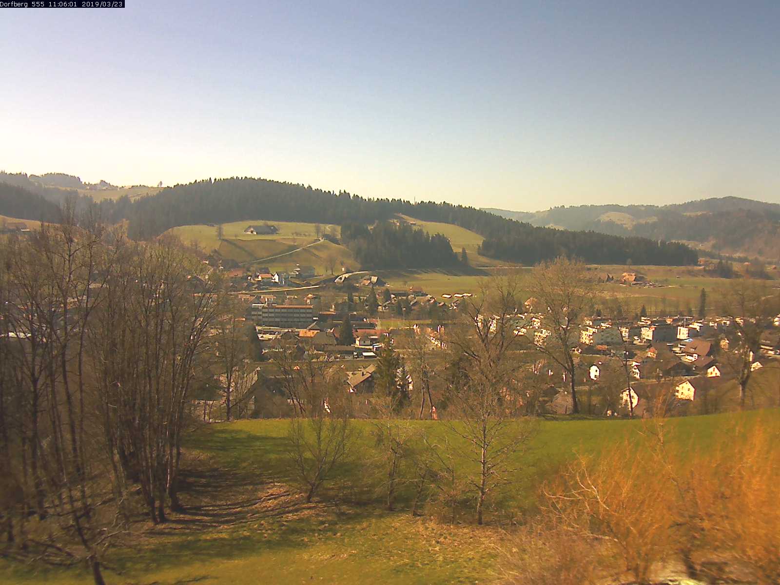 Webcam-Bild: Aussicht vom Dorfberg in Langnau 20190323-110601