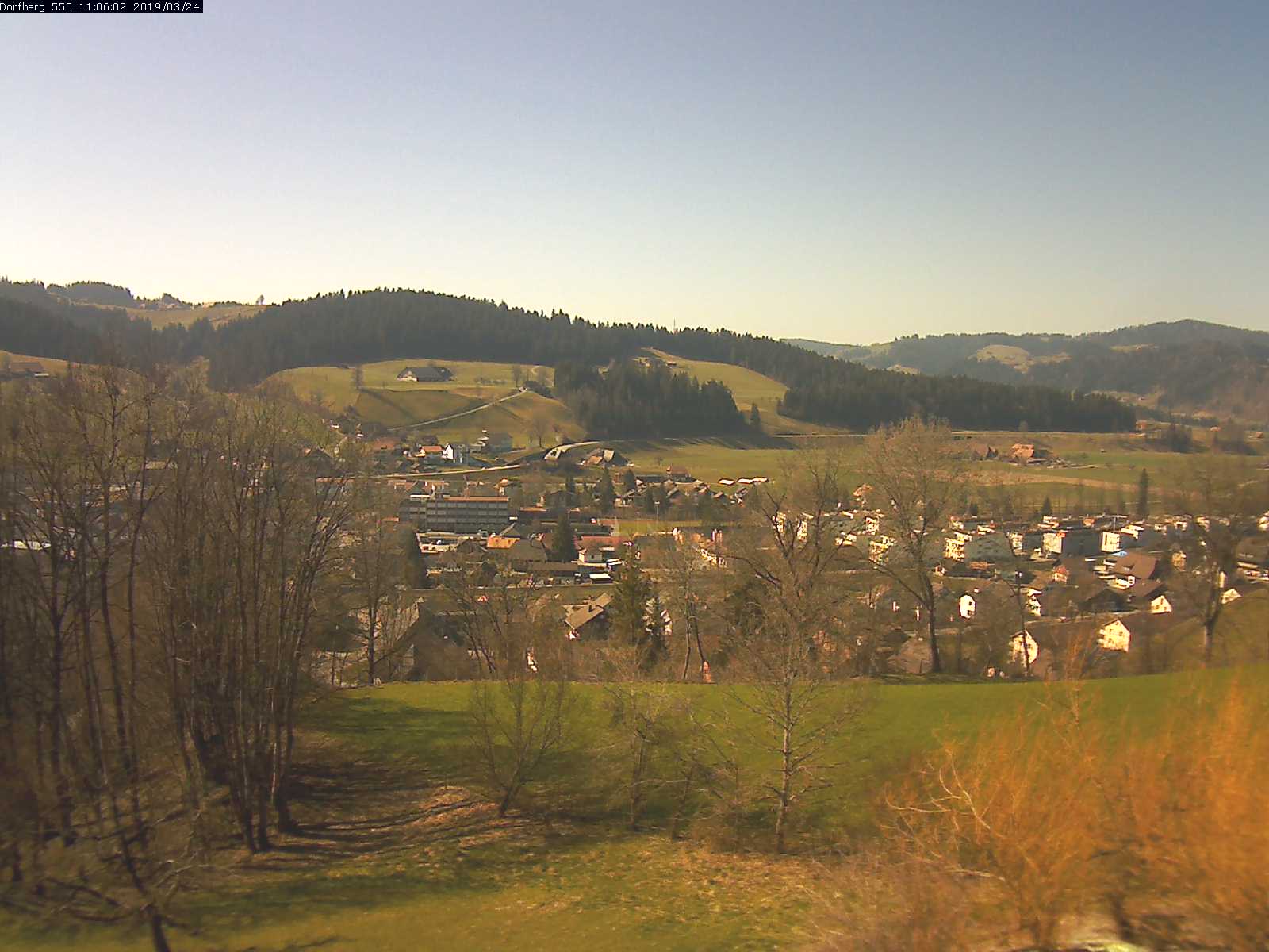 Webcam-Bild: Aussicht vom Dorfberg in Langnau 20190324-110601