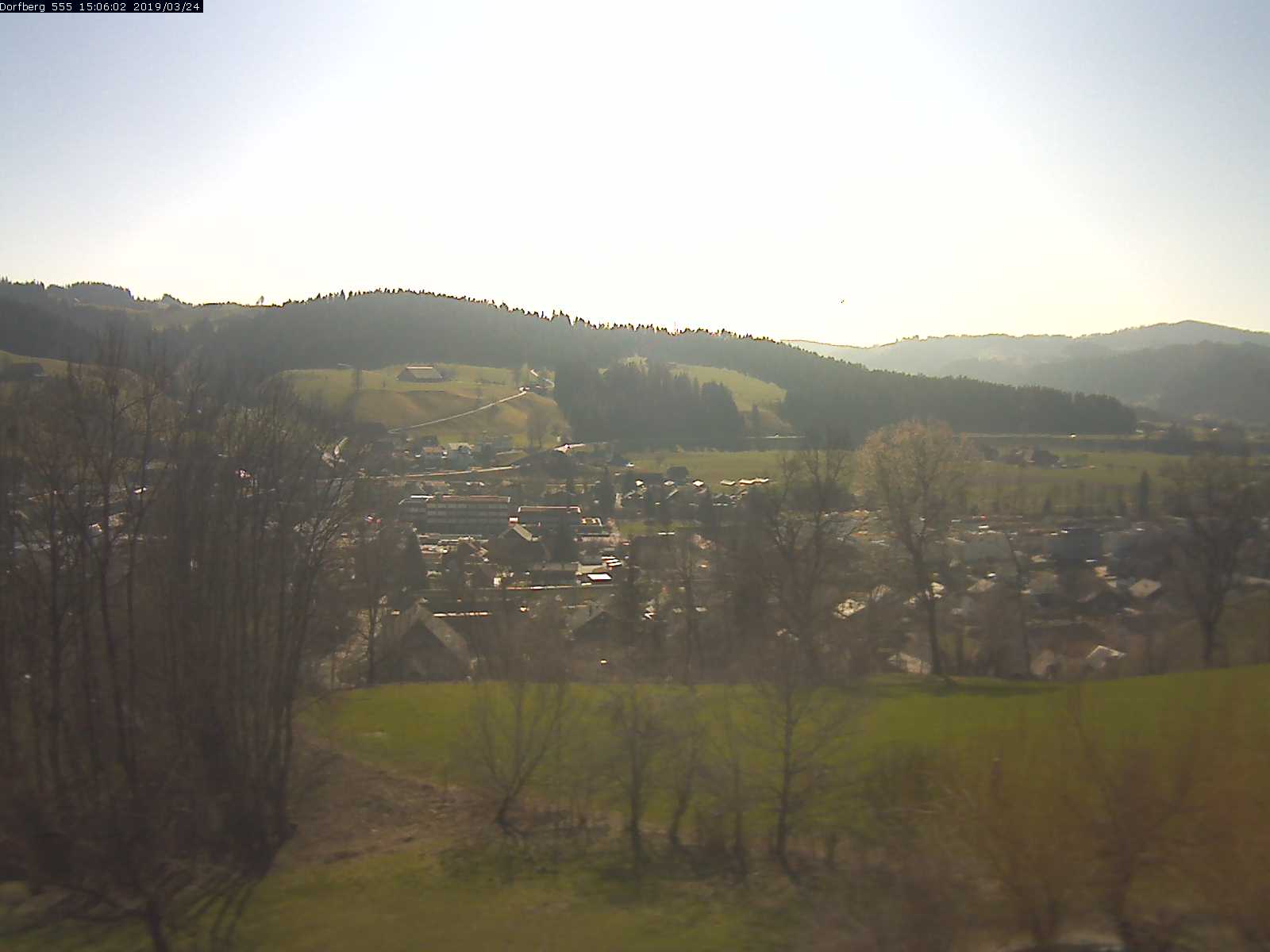 Webcam-Bild: Aussicht vom Dorfberg in Langnau 20190324-150601