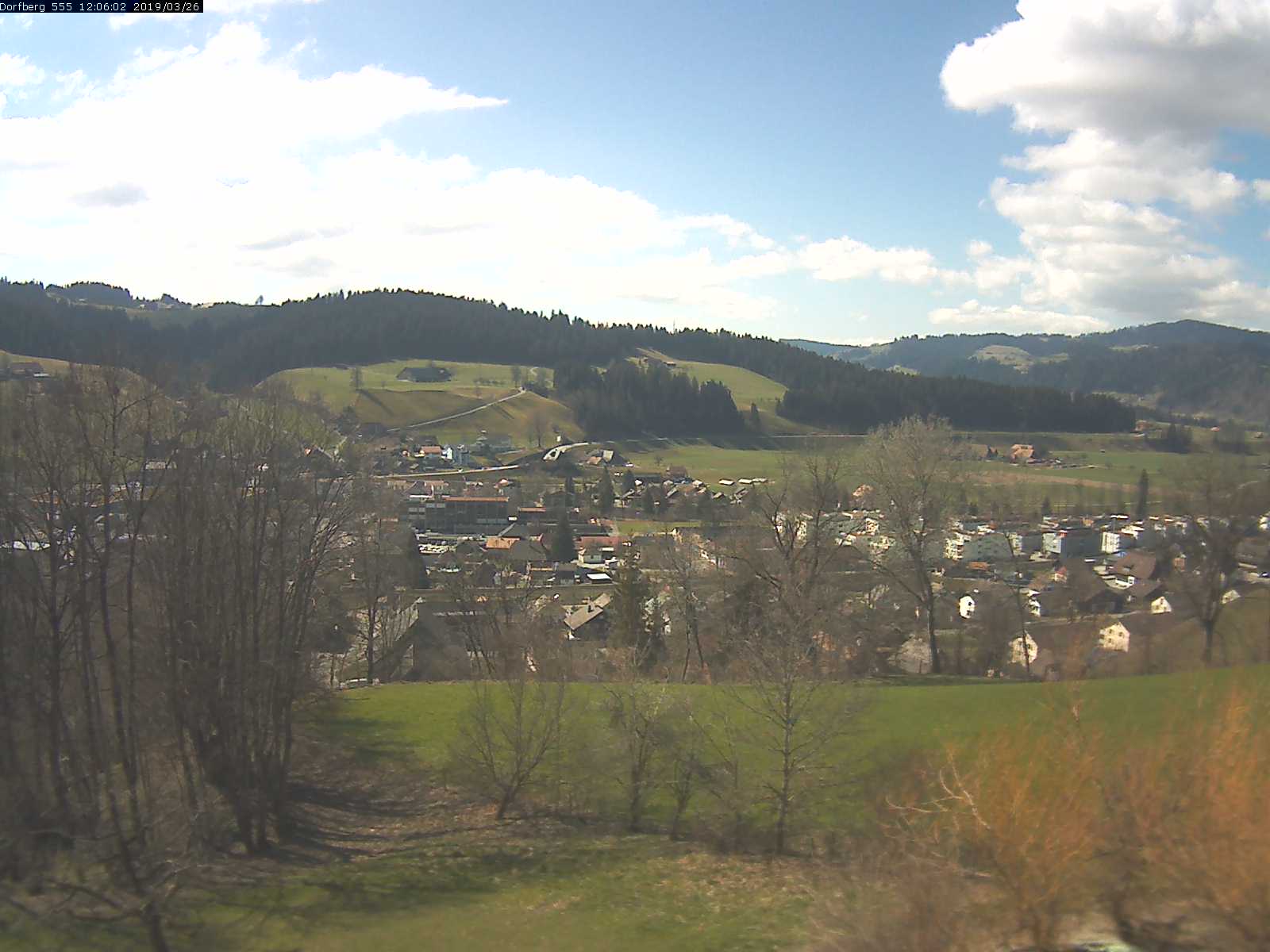 Webcam-Bild: Aussicht vom Dorfberg in Langnau 20190326-120601