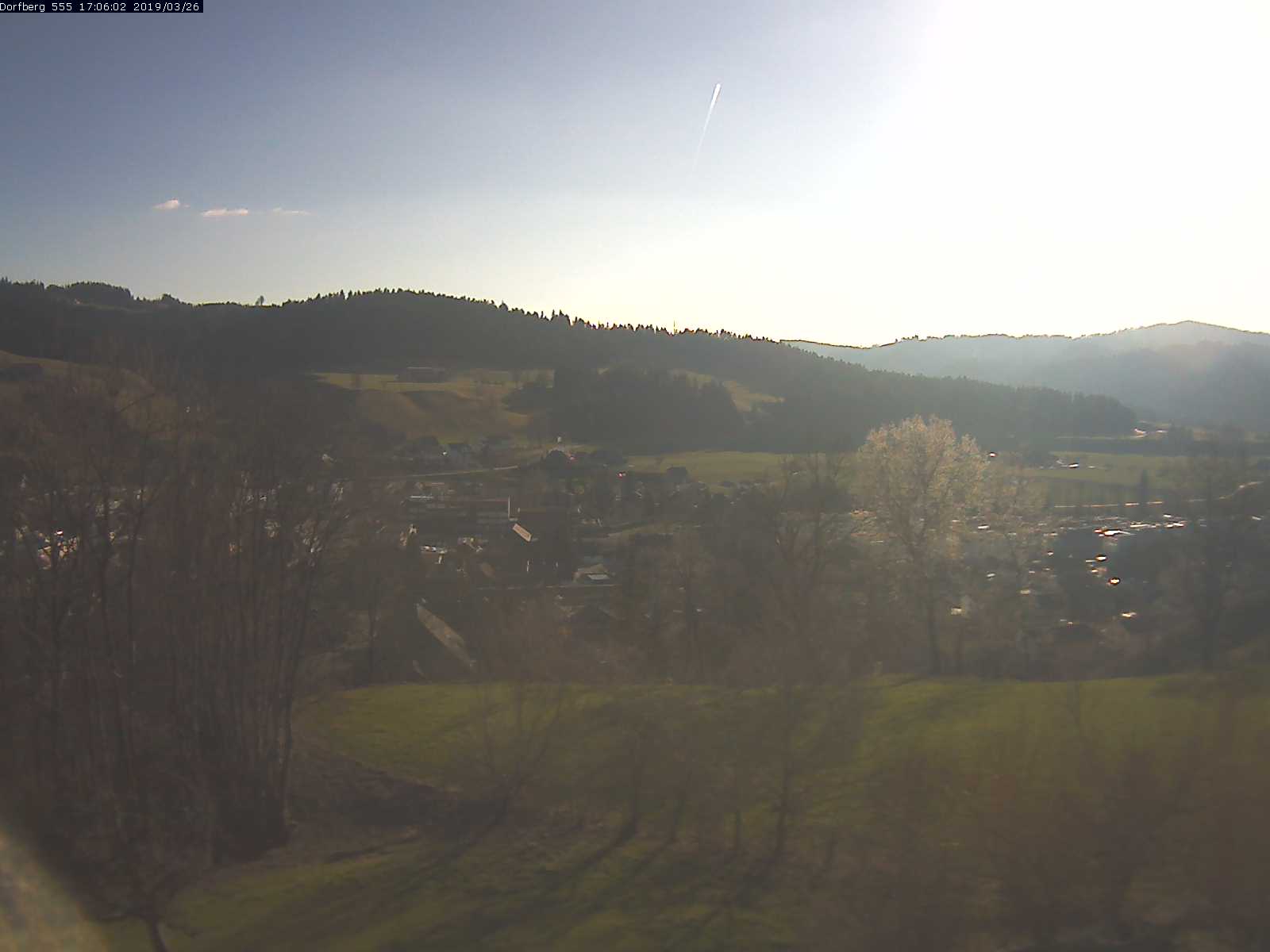 Webcam-Bild: Aussicht vom Dorfberg in Langnau 20190326-170601