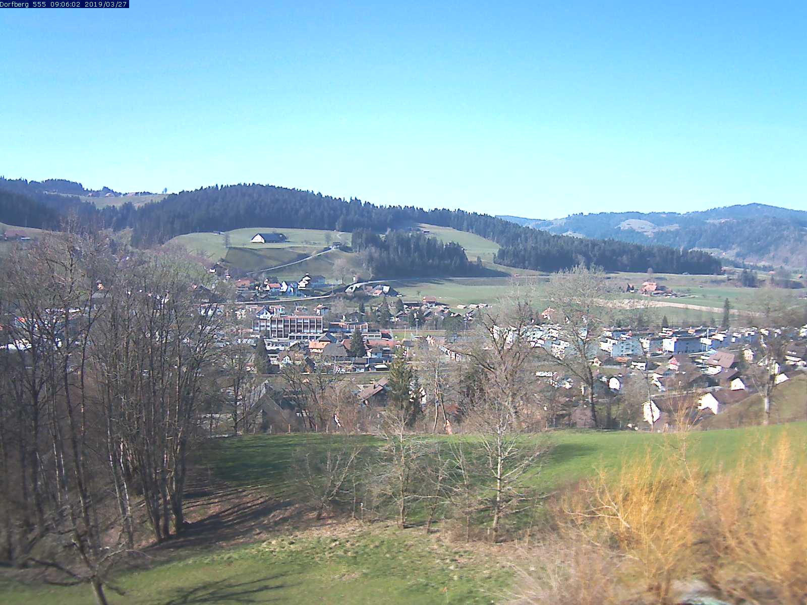 Webcam-Bild: Aussicht vom Dorfberg in Langnau 20190327-090601