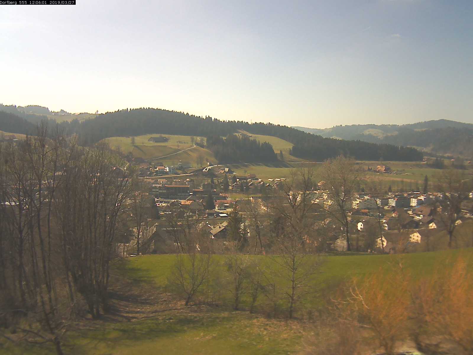 Webcam-Bild: Aussicht vom Dorfberg in Langnau 20190327-120601