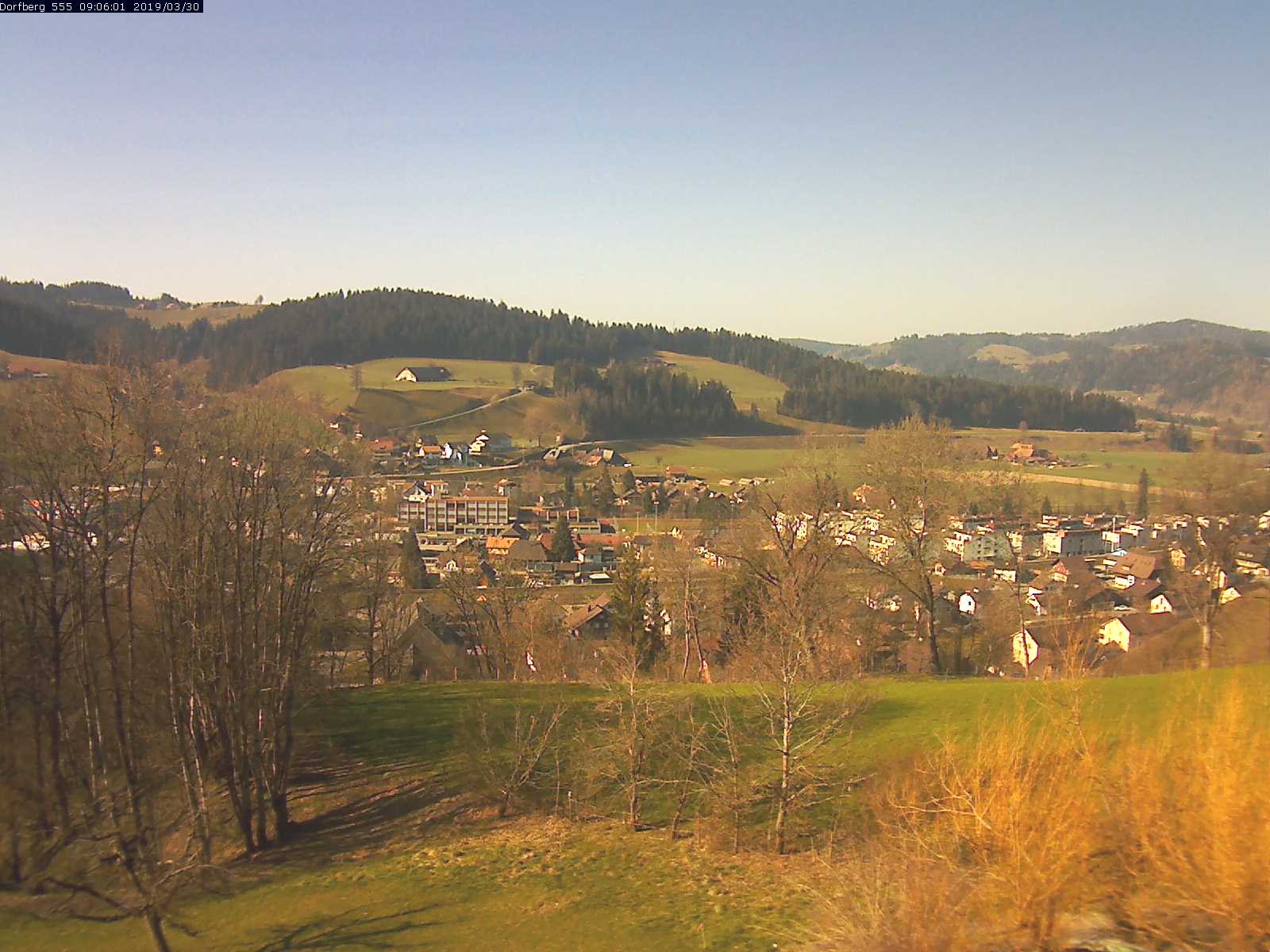 Webcam-Bild: Aussicht vom Dorfberg in Langnau 20190330-090601