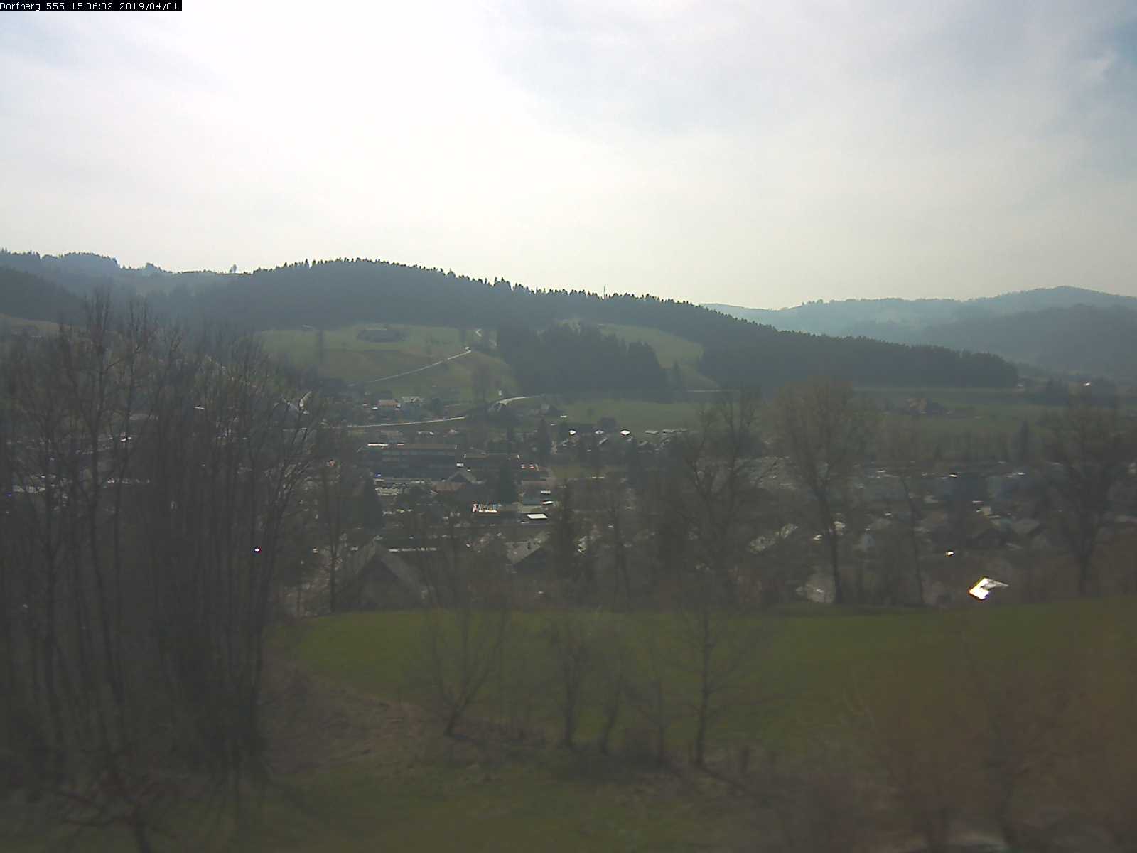 Webcam-Bild: Aussicht vom Dorfberg in Langnau 20190401-150601