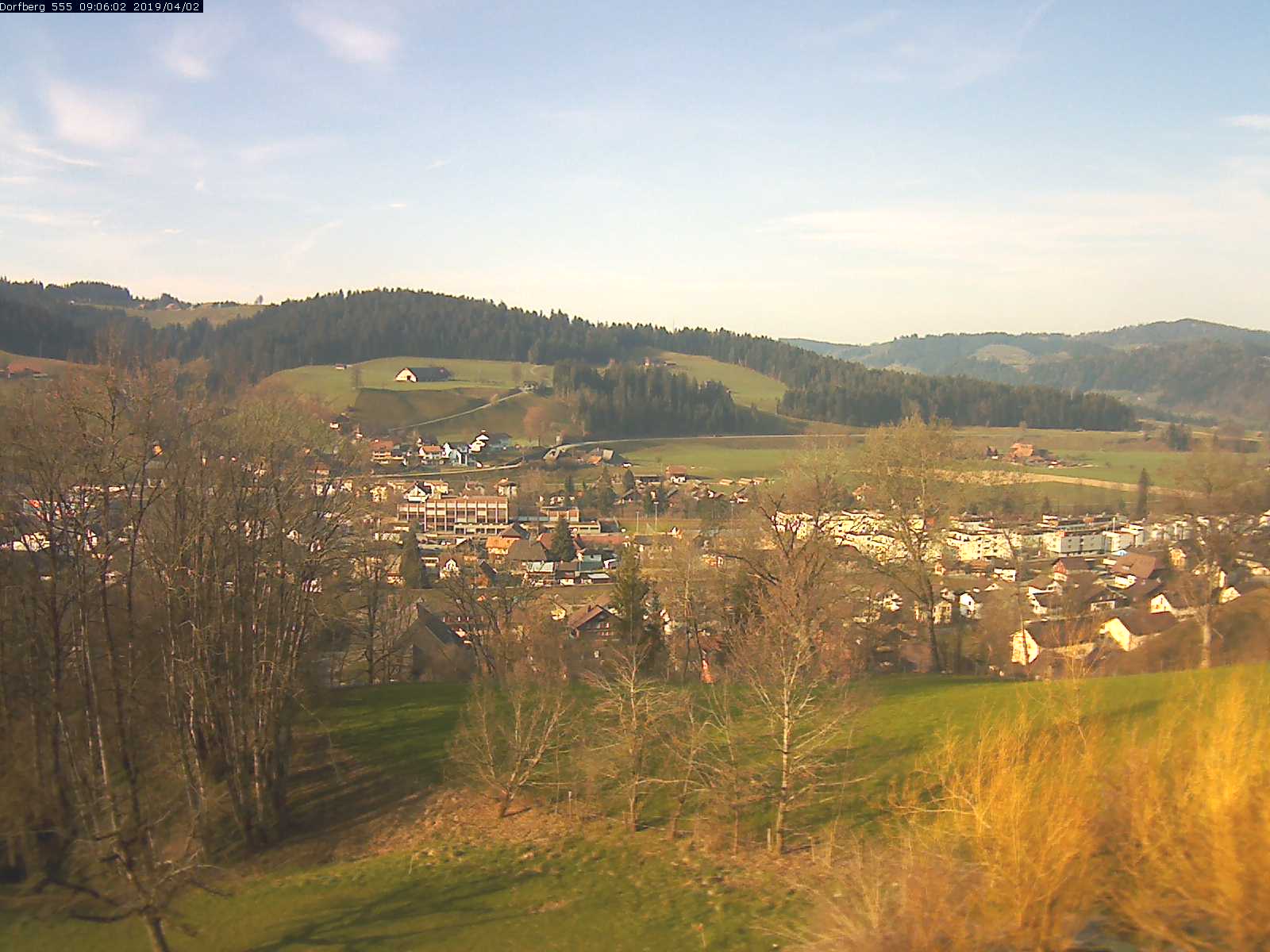 Webcam-Bild: Aussicht vom Dorfberg in Langnau 20190402-090601