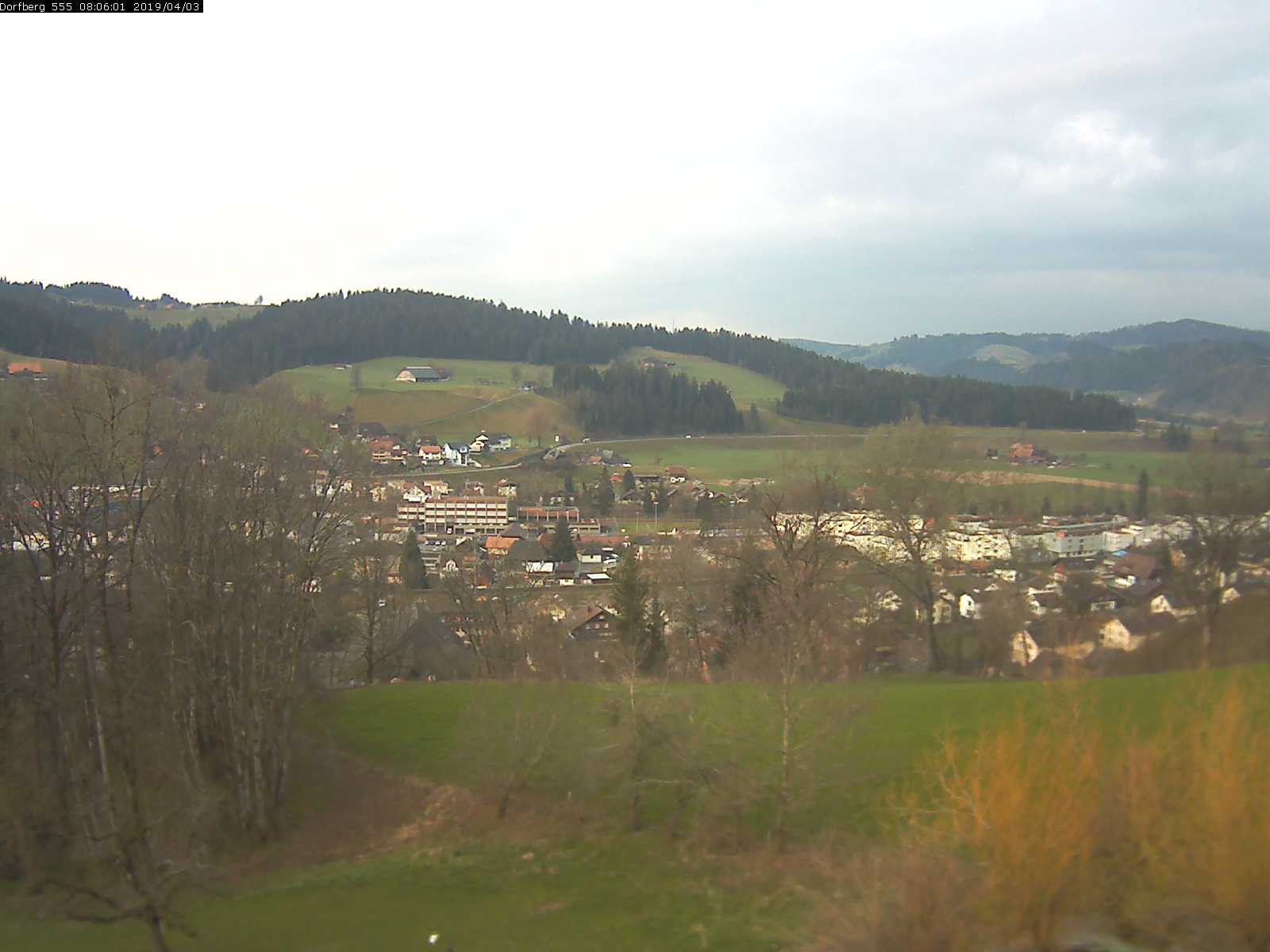 Webcam-Bild: Aussicht vom Dorfberg in Langnau 20190403-080601