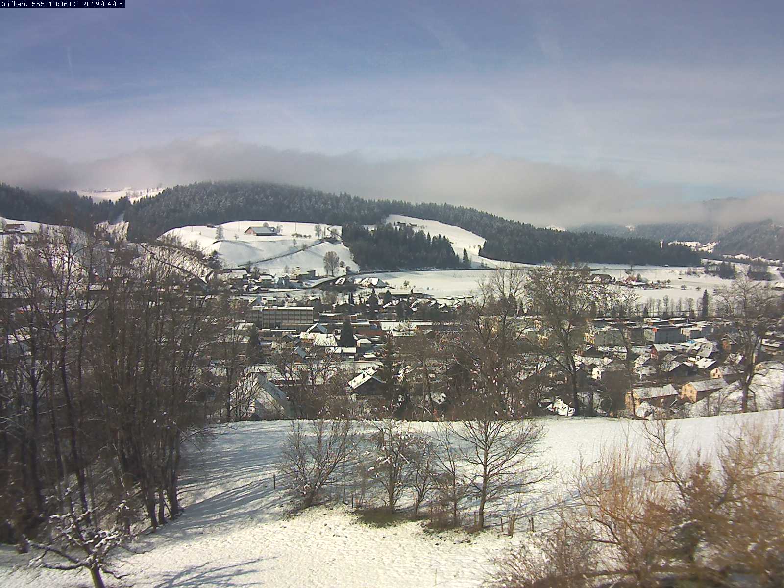 Webcam-Bild: Aussicht vom Dorfberg in Langnau 20190405-100601