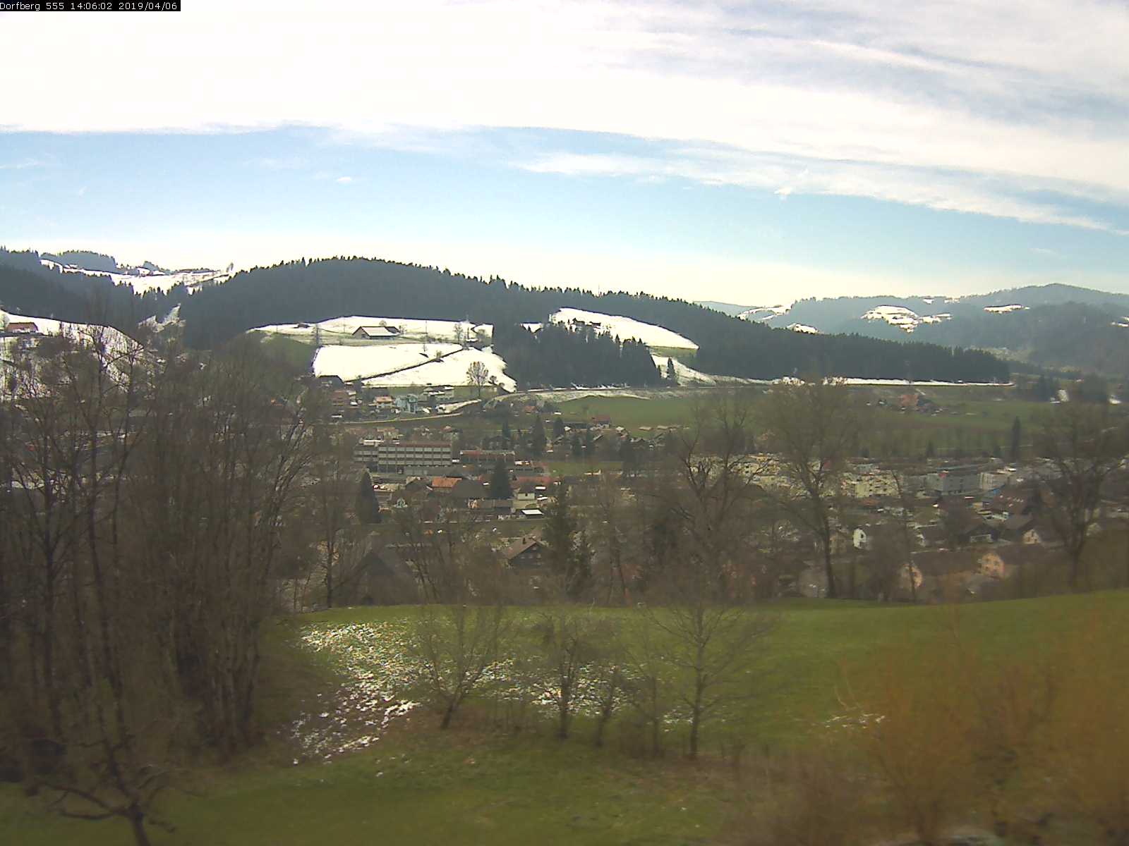 Webcam-Bild: Aussicht vom Dorfberg in Langnau 20190406-140601