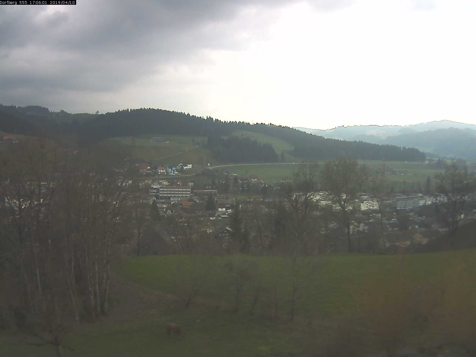 Webcam-Bild: Aussicht vom Dorfberg in Langnau 20190410-170601