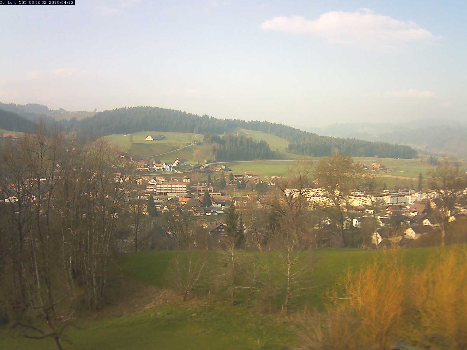 Webcam-Bild: Aussicht vom Dorfberg in Langnau 20190412-090601