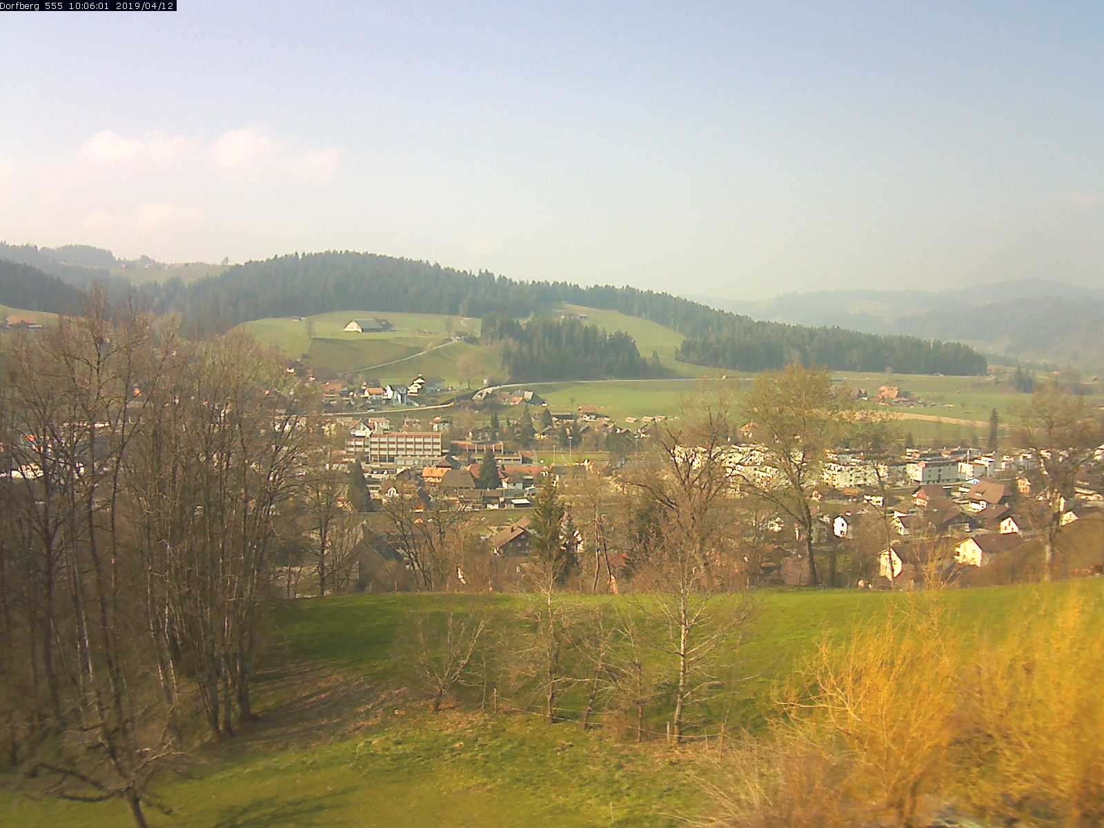 Webcam-Bild: Aussicht vom Dorfberg in Langnau 20190412-100601
