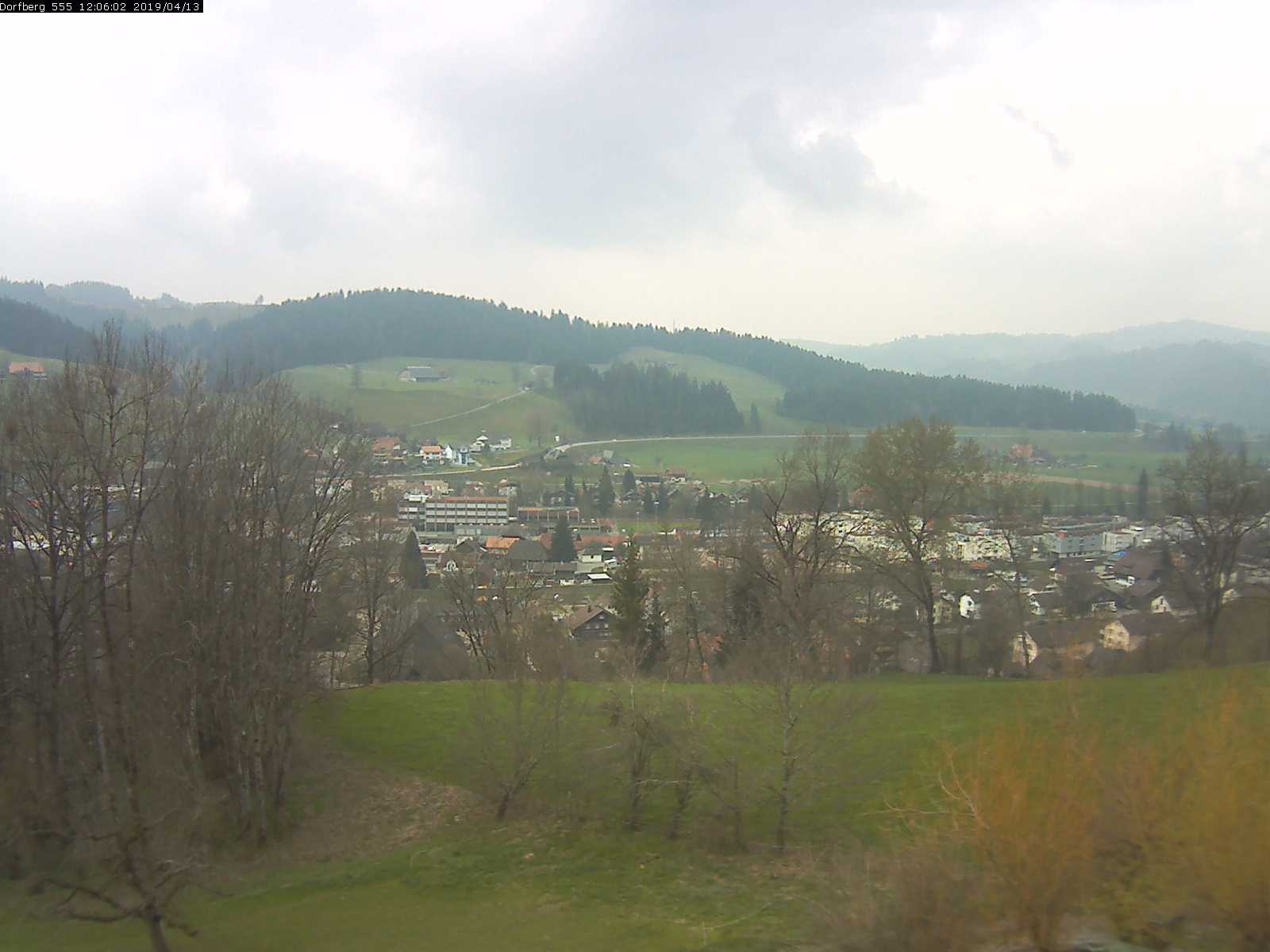 Webcam-Bild: Aussicht vom Dorfberg in Langnau 20190413-120601