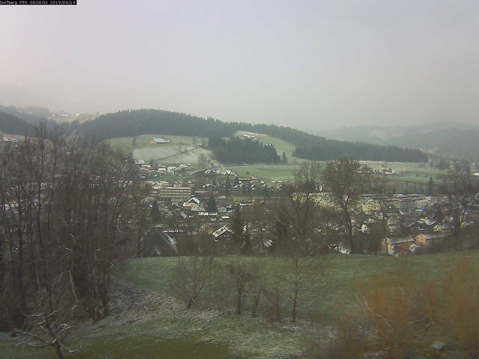 Webcam-Bild: Aussicht vom Dorfberg in Langnau 20190414-080601