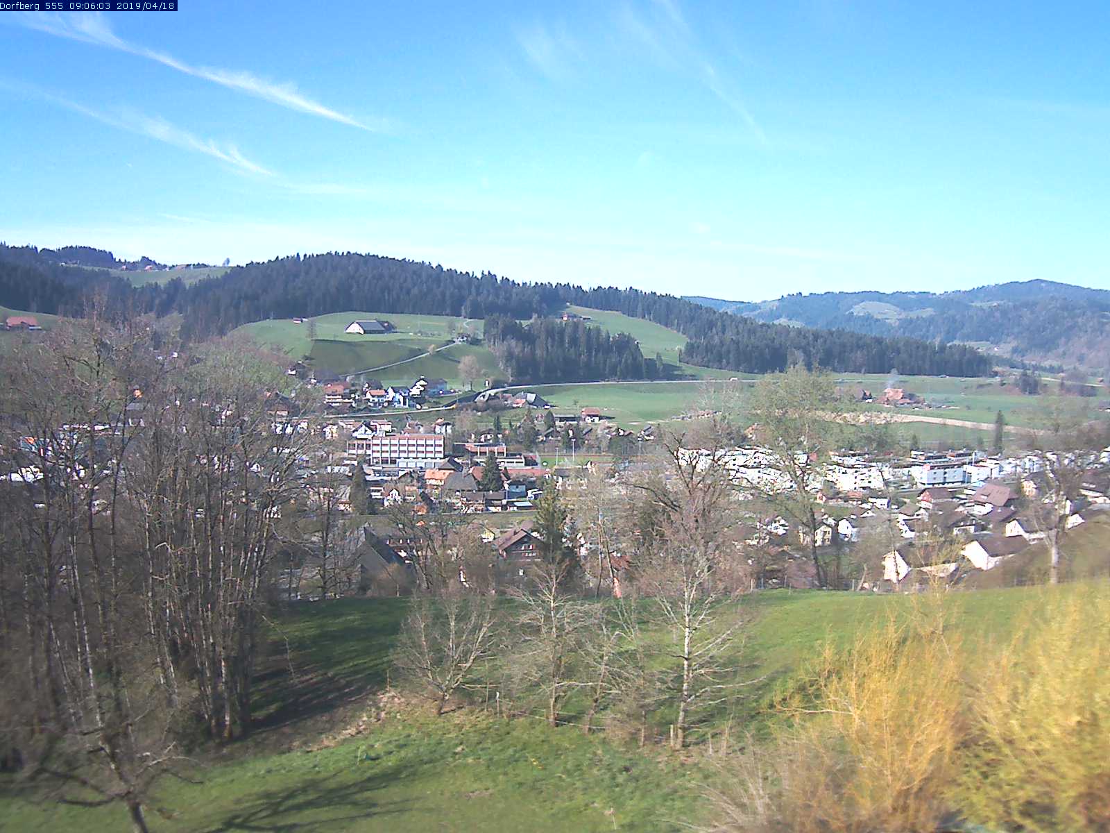Webcam-Bild: Aussicht vom Dorfberg in Langnau 20190418-090601
