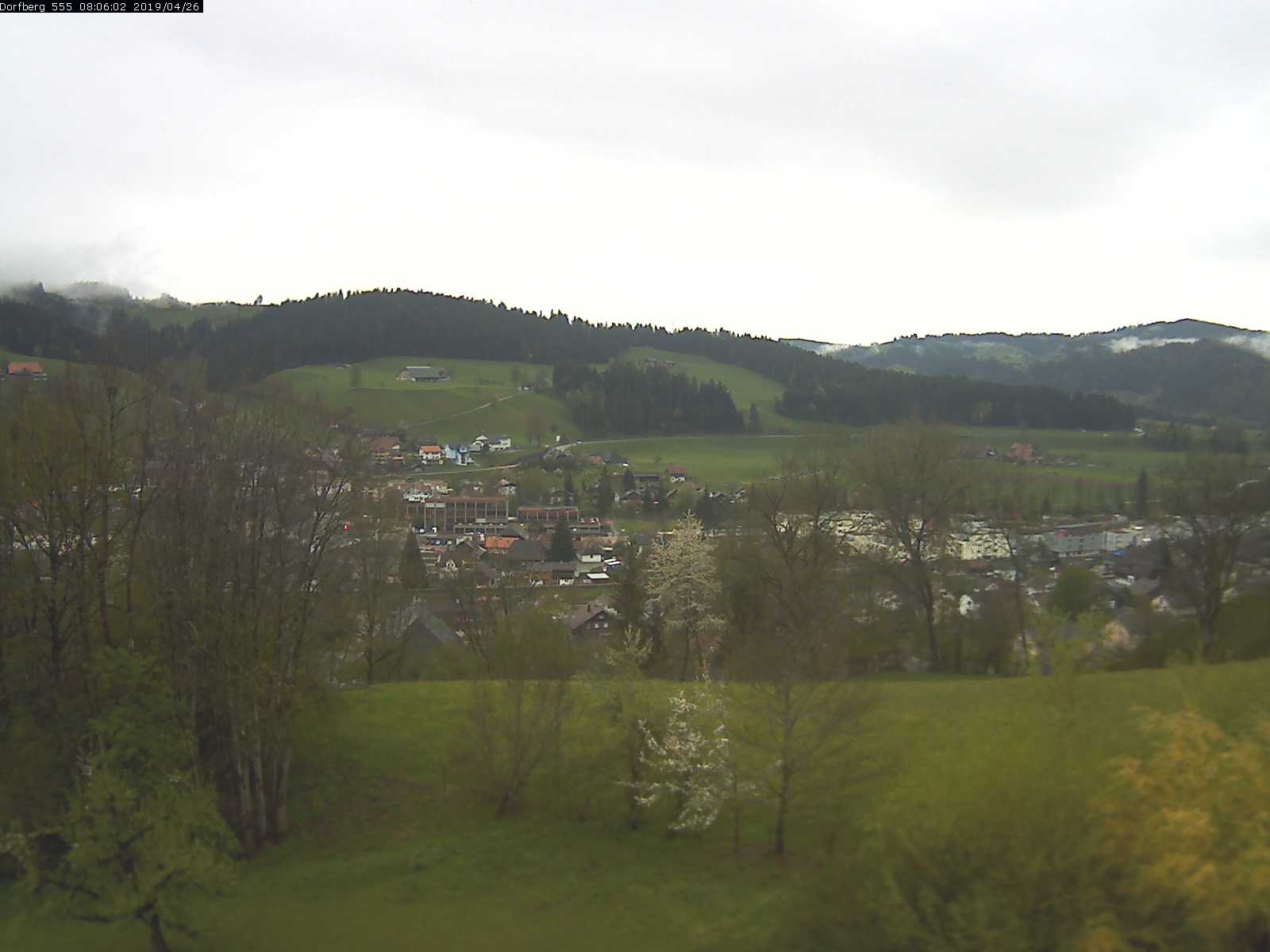 Webcam-Bild: Aussicht vom Dorfberg in Langnau 20190426-080601