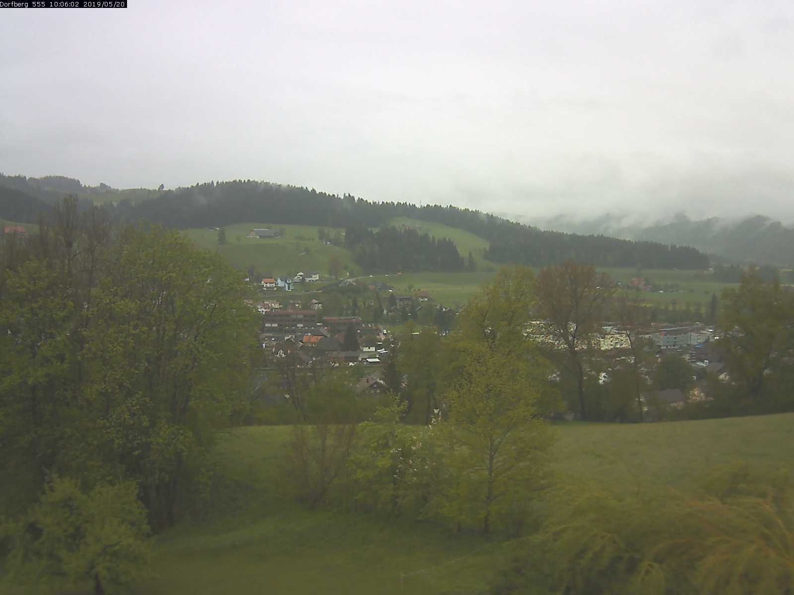 Webcam-Bild: Aussicht vom Dorfberg in Langnau 20190520-100601