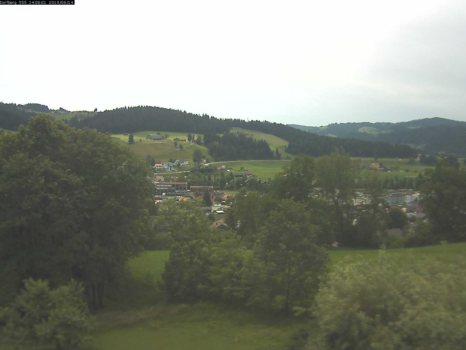 Webcam-Bild: Aussicht vom Dorfberg in Langnau 20190614-140601