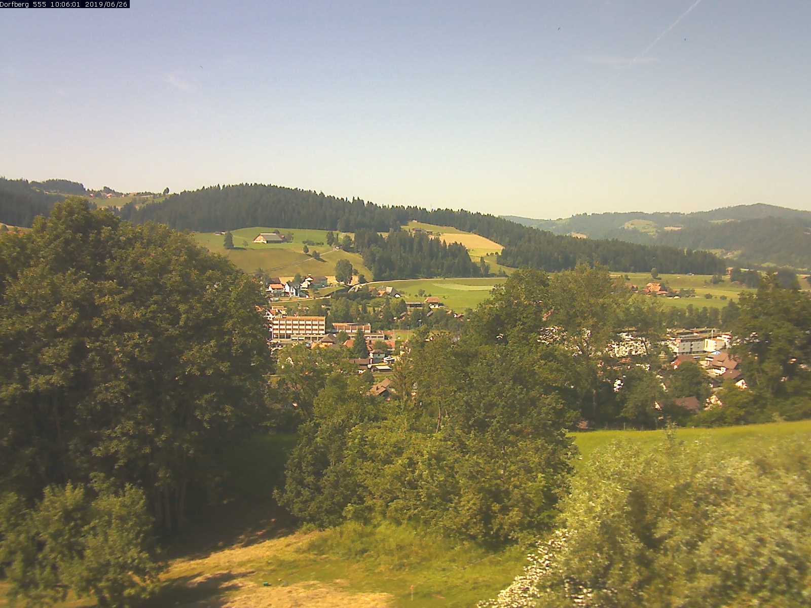 Webcam-Bild: Aussicht vom Dorfberg in Langnau 20190626-100601
