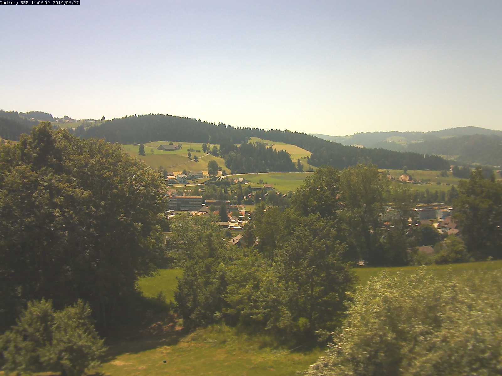 Webcam-Bild: Aussicht vom Dorfberg in Langnau 20190627-140601