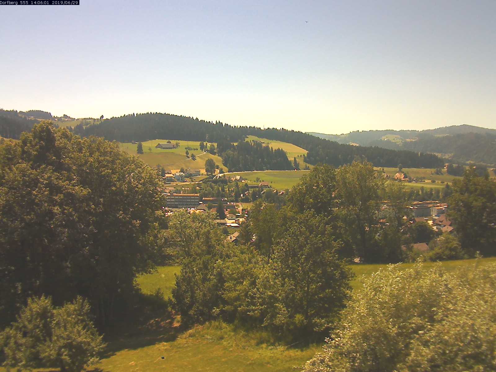 Webcam-Bild: Aussicht vom Dorfberg in Langnau 20190629-140601