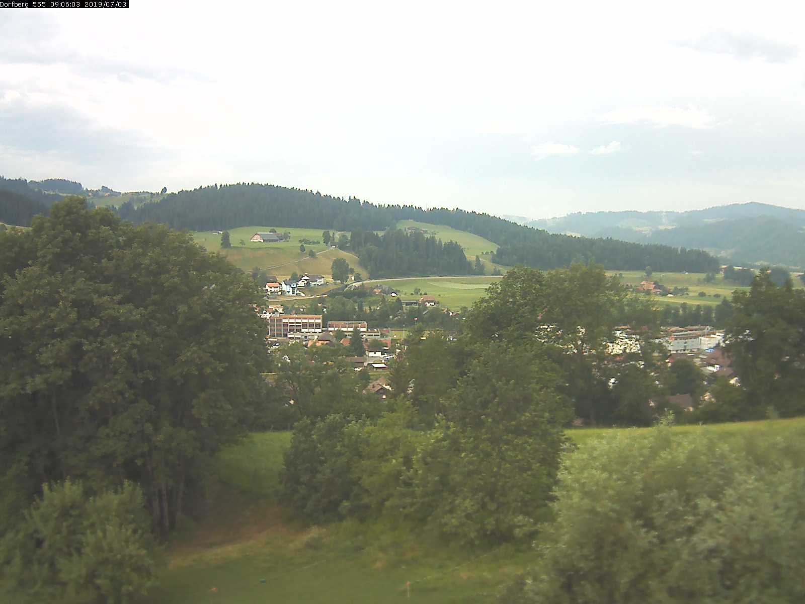 Webcam-Bild: Aussicht vom Dorfberg in Langnau 20190703-090601