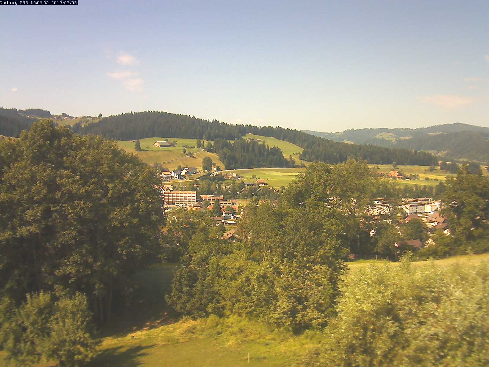 Webcam-Bild: Aussicht vom Dorfberg in Langnau 20190705-100601