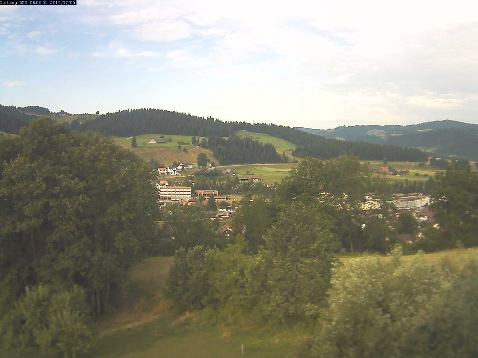 Webcam-Bild: Aussicht vom Dorfberg in Langnau 20190706-080601