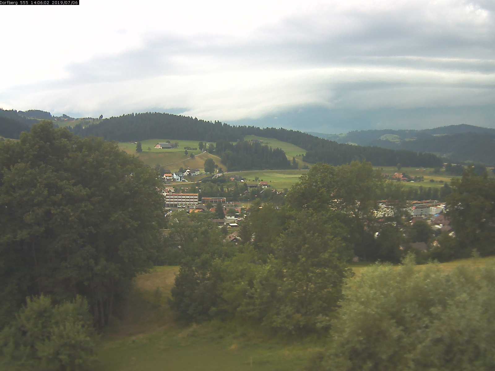 Webcam-Bild: Aussicht vom Dorfberg in Langnau 20190706-140601