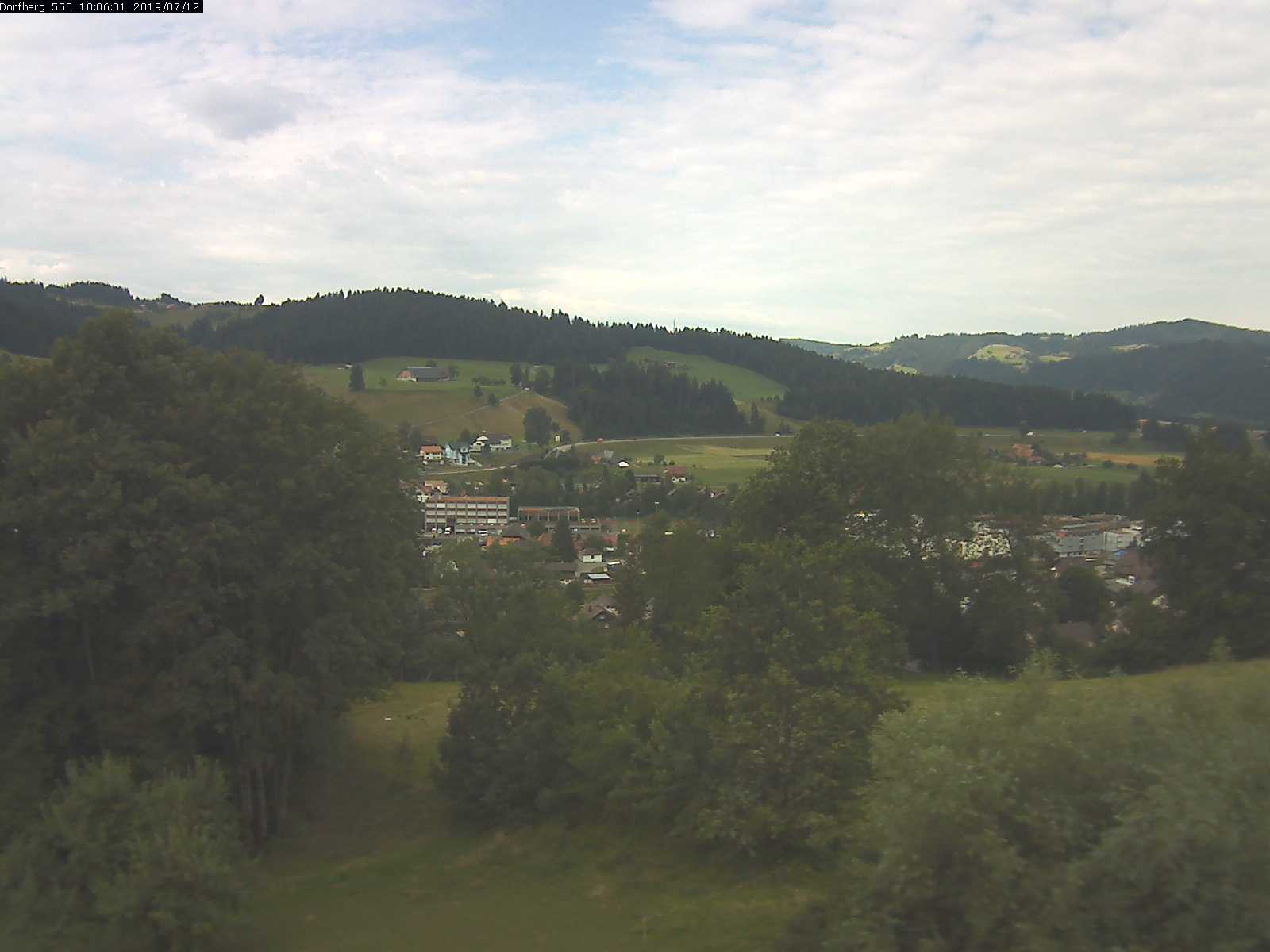 Webcam-Bild: Aussicht vom Dorfberg in Langnau 20190712-100601