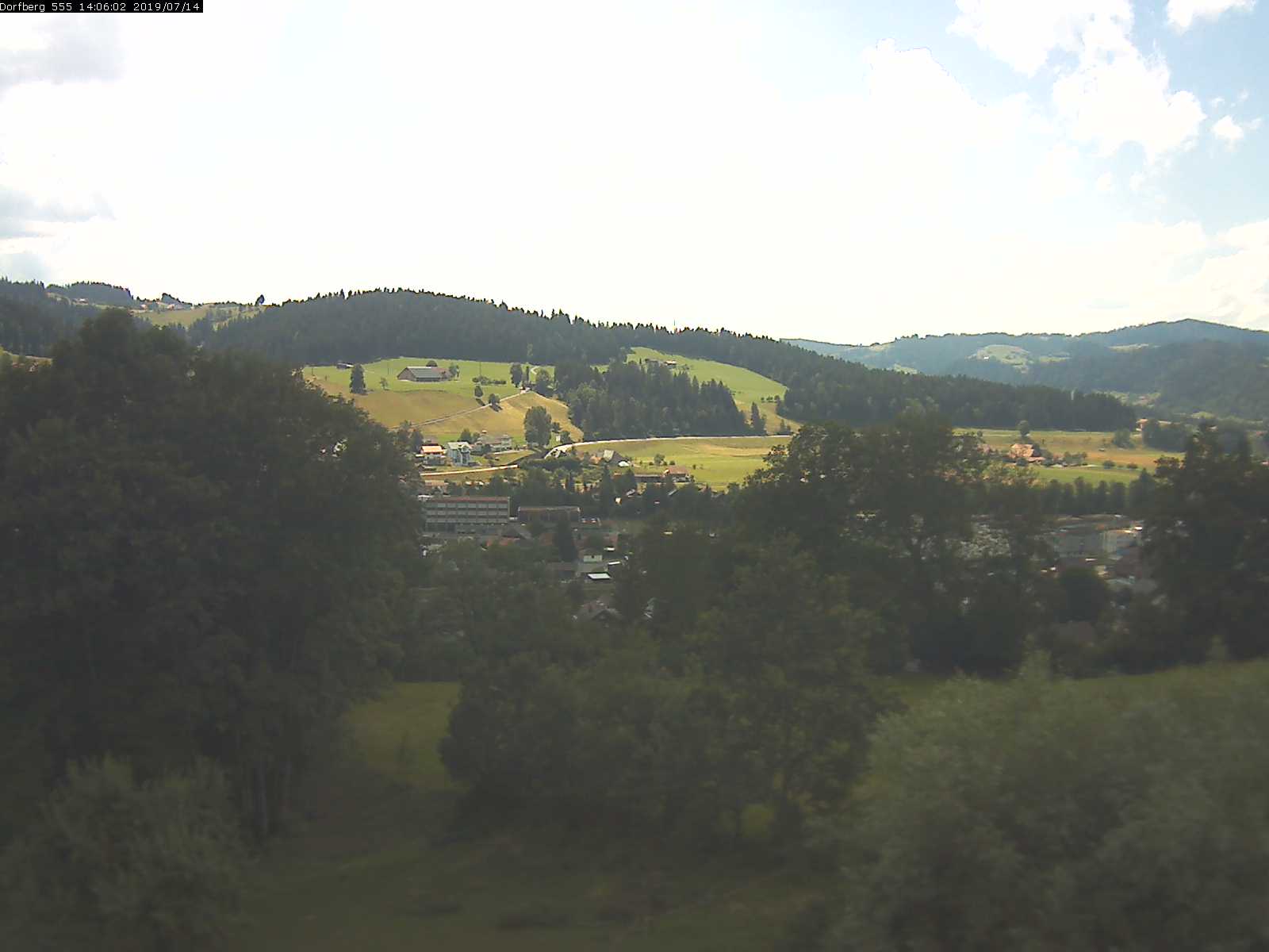 Webcam-Bild: Aussicht vom Dorfberg in Langnau 20190714-140601