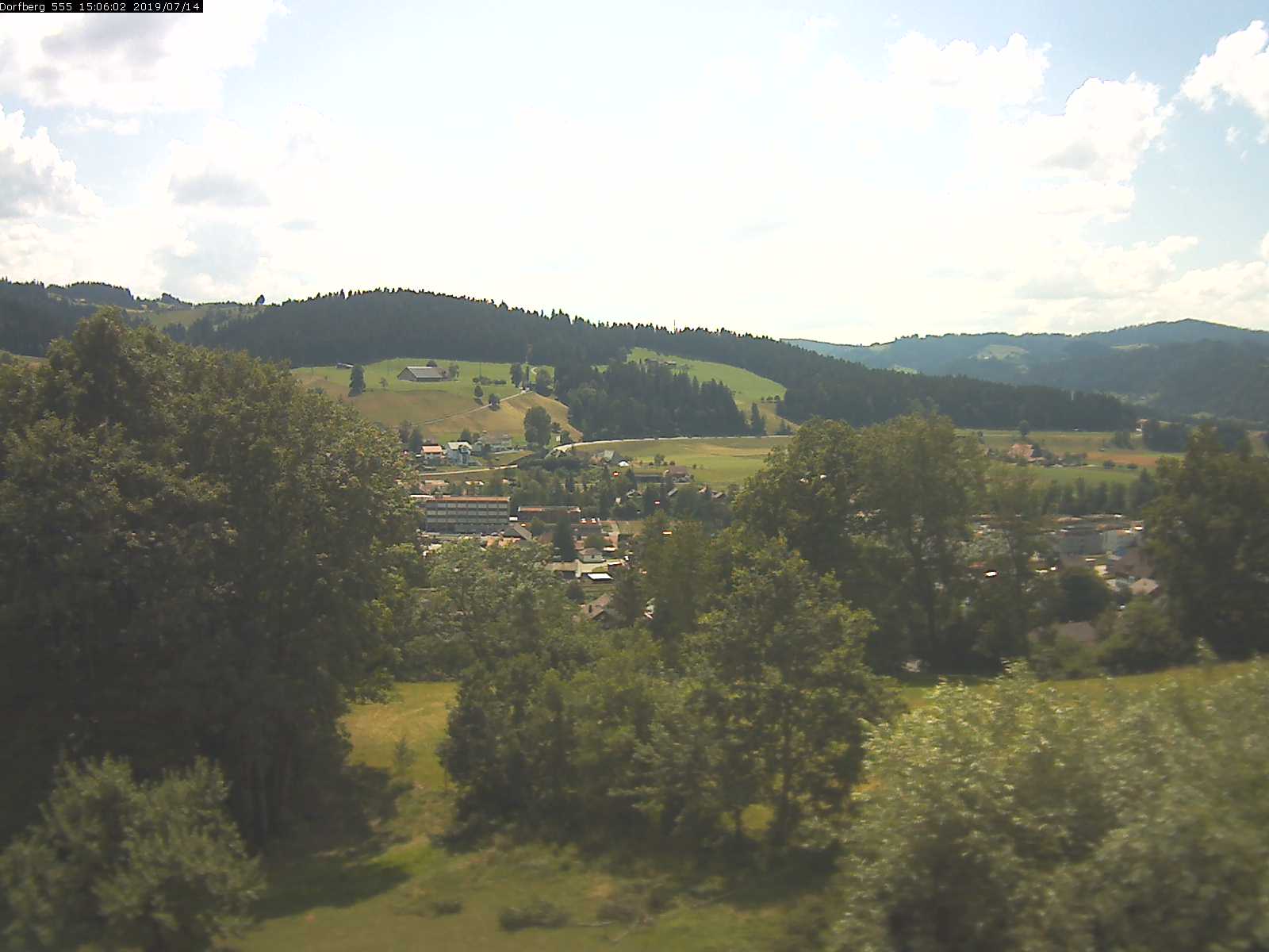 Webcam-Bild: Aussicht vom Dorfberg in Langnau 20190714-150601