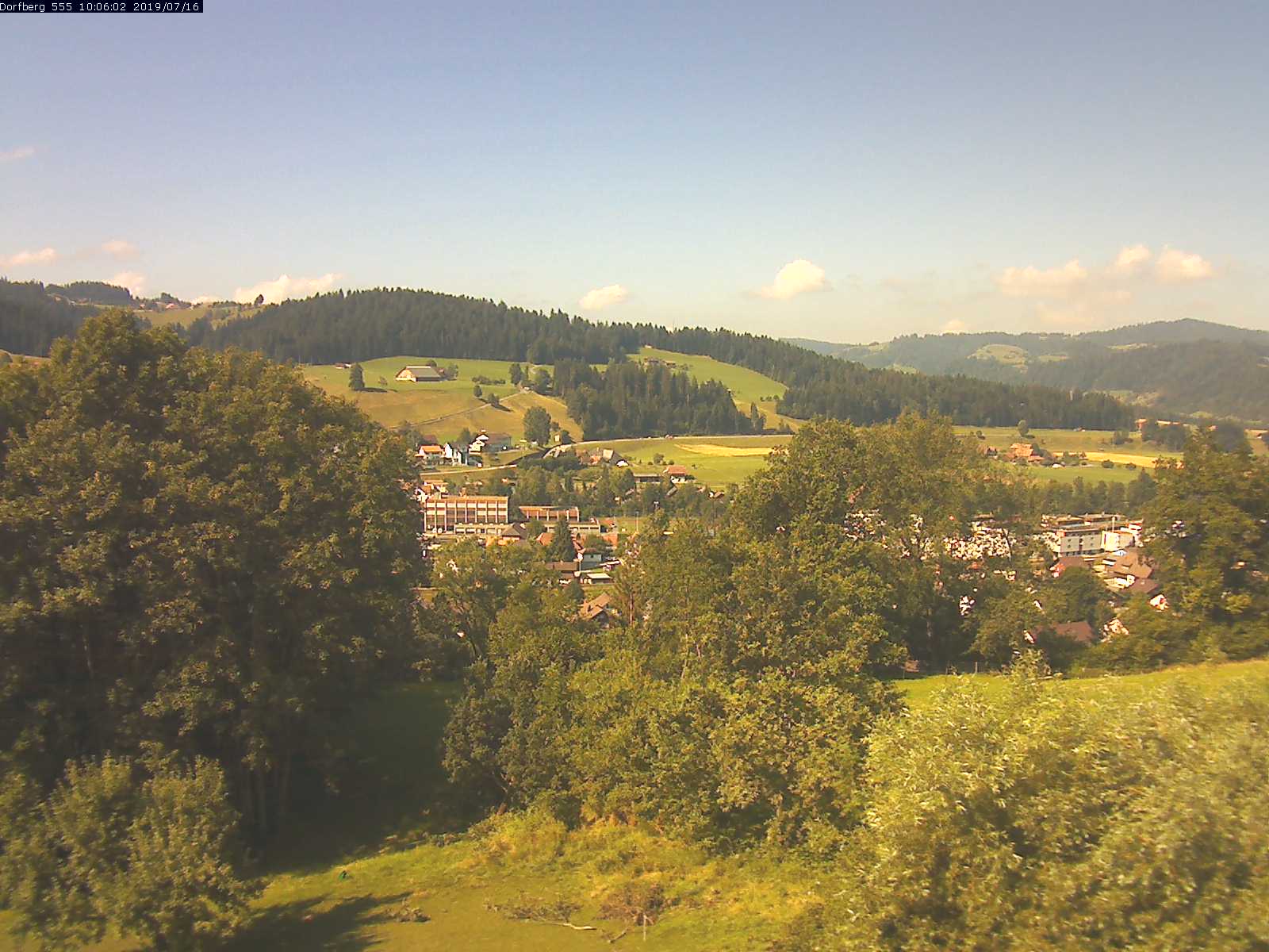 Webcam-Bild: Aussicht vom Dorfberg in Langnau 20190716-100601