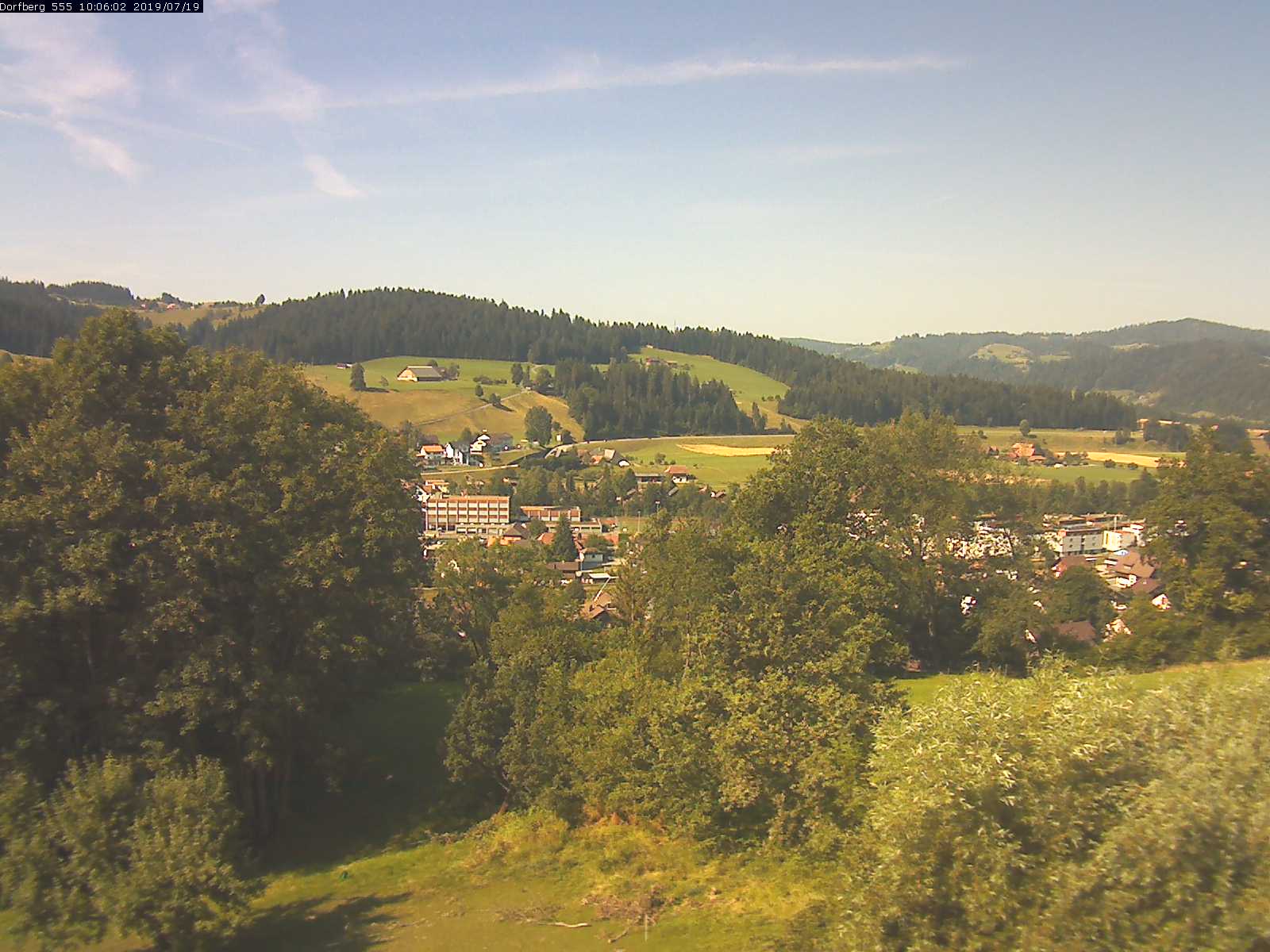 Webcam-Bild: Aussicht vom Dorfberg in Langnau 20190719-100601