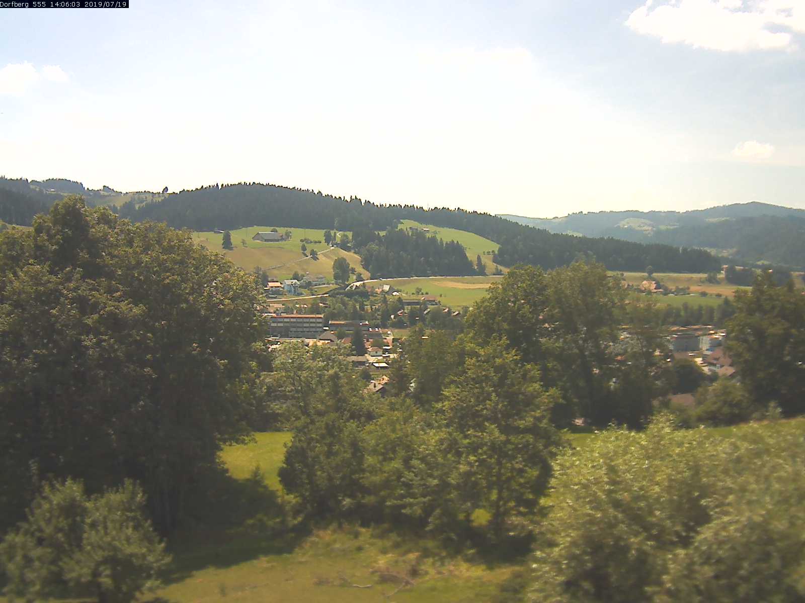 Webcam-Bild: Aussicht vom Dorfberg in Langnau 20190719-140601