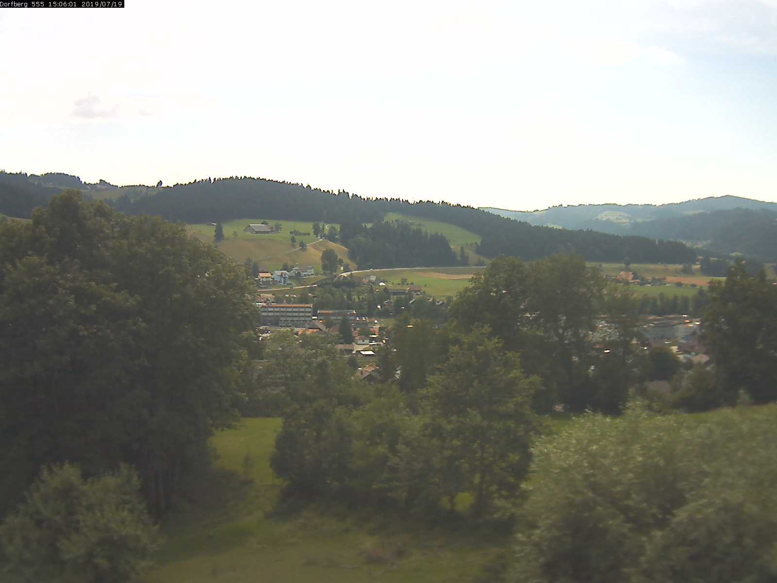 Webcam-Bild: Aussicht vom Dorfberg in Langnau 20190719-150601