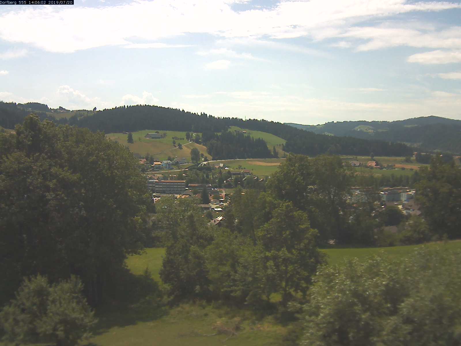 Webcam-Bild: Aussicht vom Dorfberg in Langnau 20190720-140601