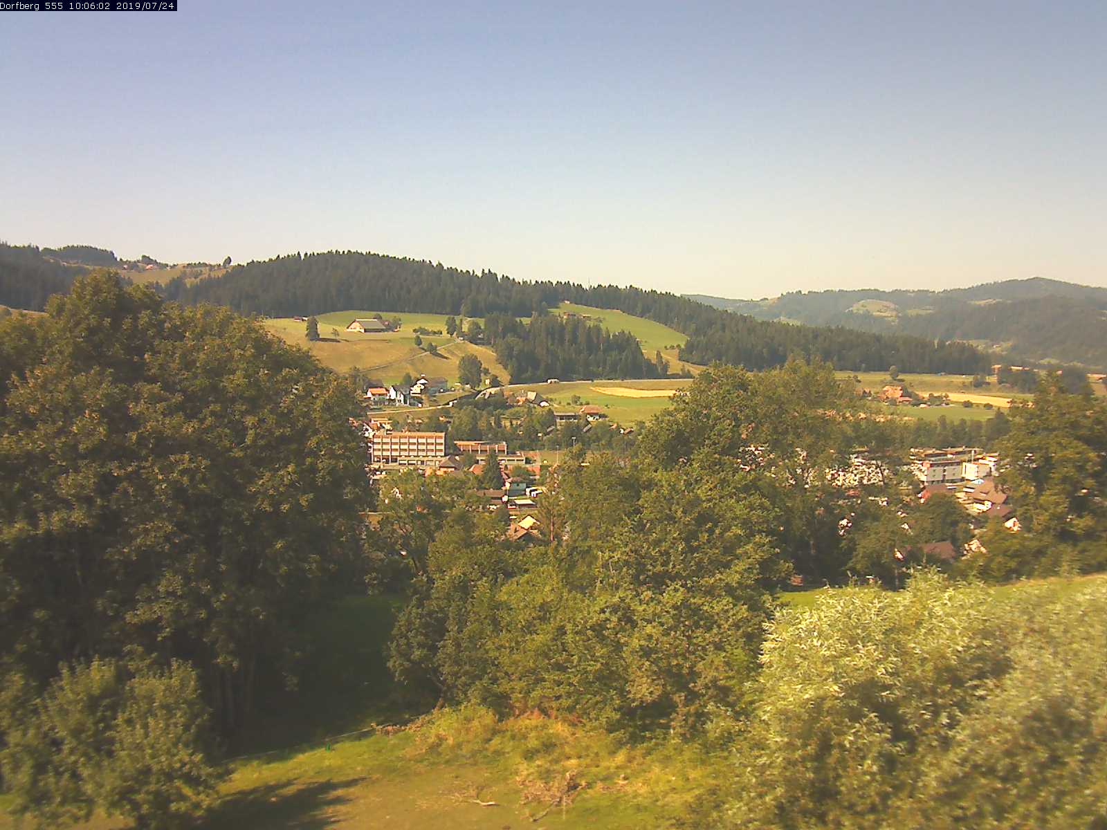 Webcam-Bild: Aussicht vom Dorfberg in Langnau 20190724-100601