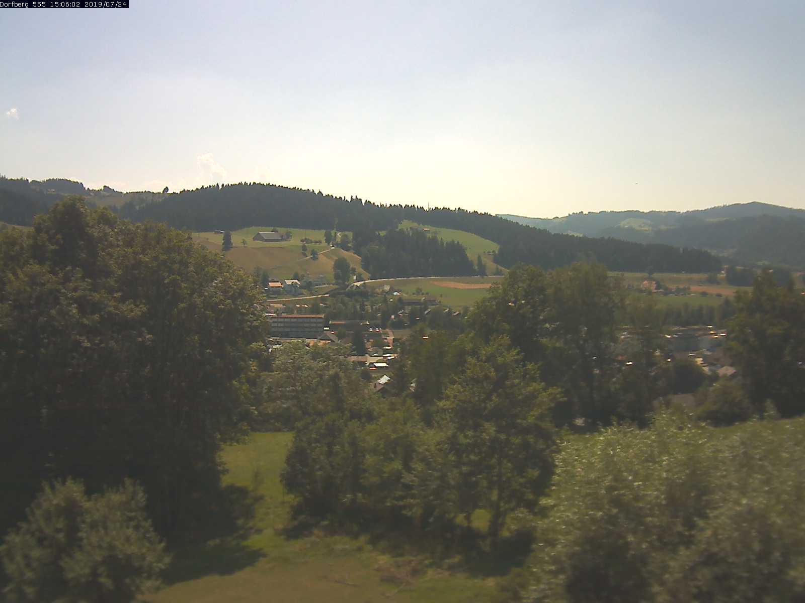Webcam-Bild: Aussicht vom Dorfberg in Langnau 20190724-150601