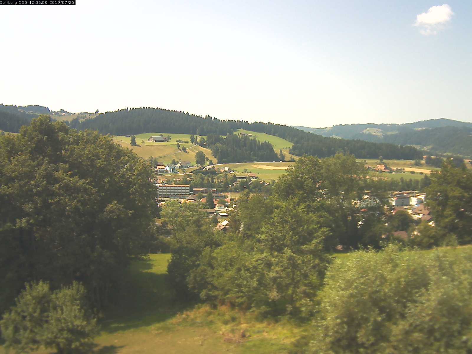 Webcam-Bild: Aussicht vom Dorfberg in Langnau 20190726-120601