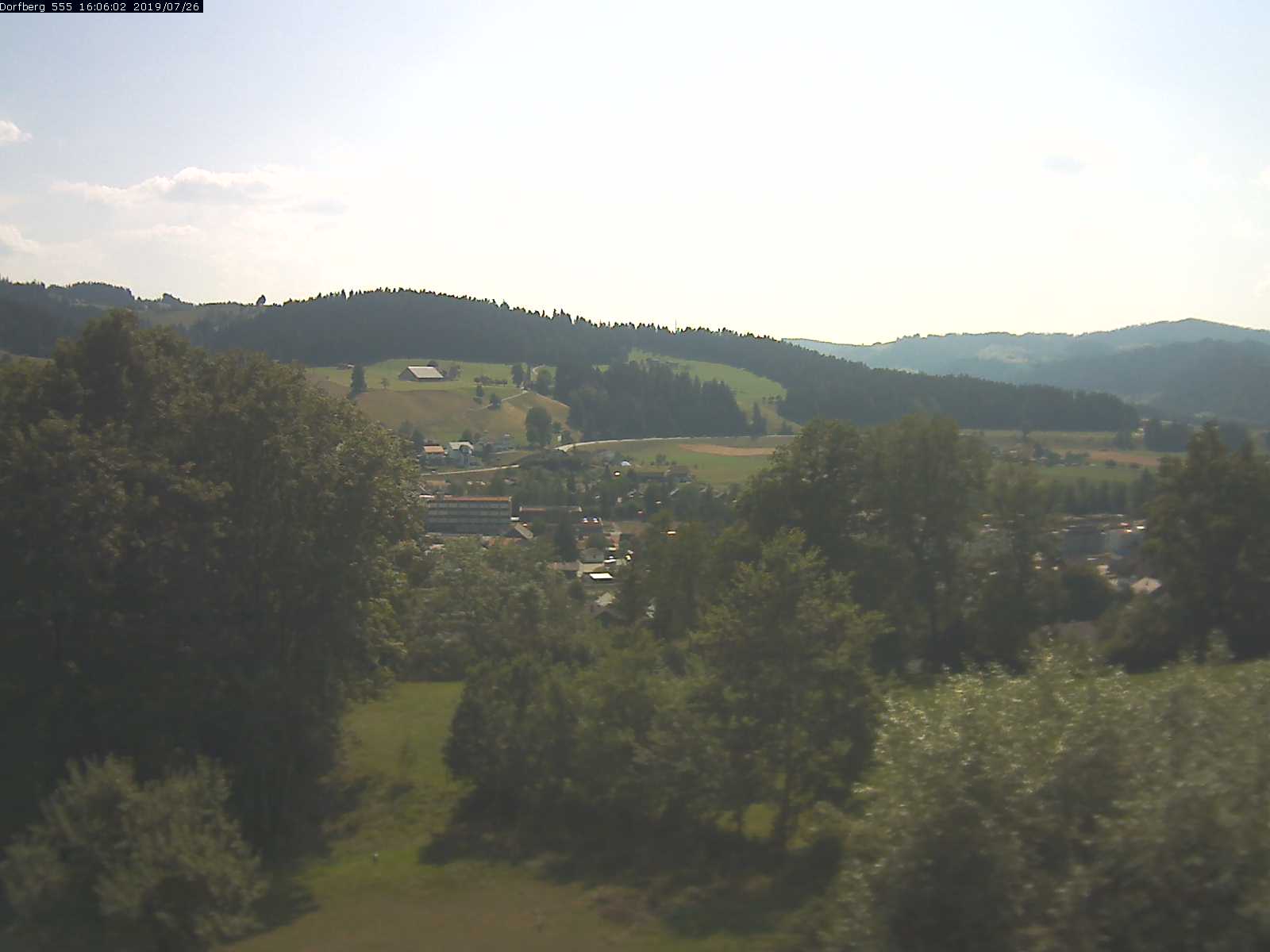 Webcam-Bild: Aussicht vom Dorfberg in Langnau 20190726-160601