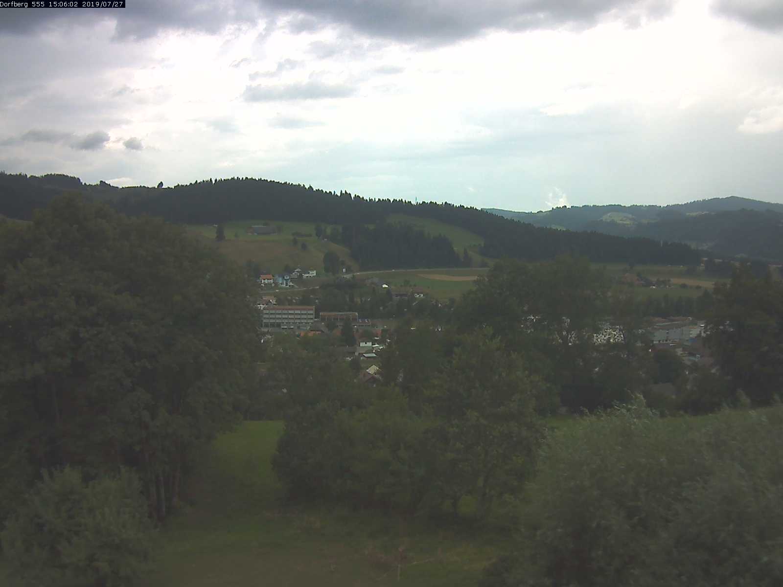 Webcam-Bild: Aussicht vom Dorfberg in Langnau 20190727-150601