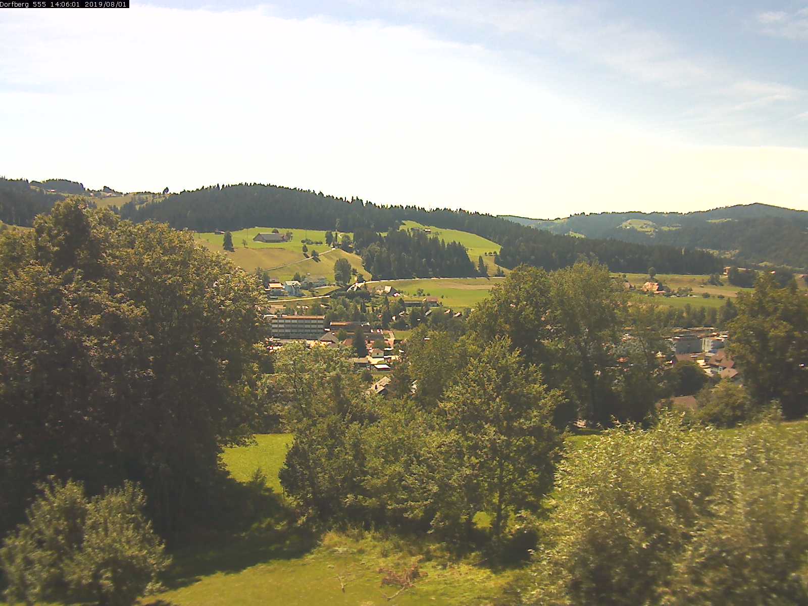 Webcam-Bild: Aussicht vom Dorfberg in Langnau 20190801-140601