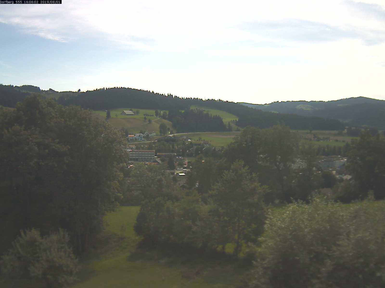 Webcam-Bild: Aussicht vom Dorfberg in Langnau 20190801-160601