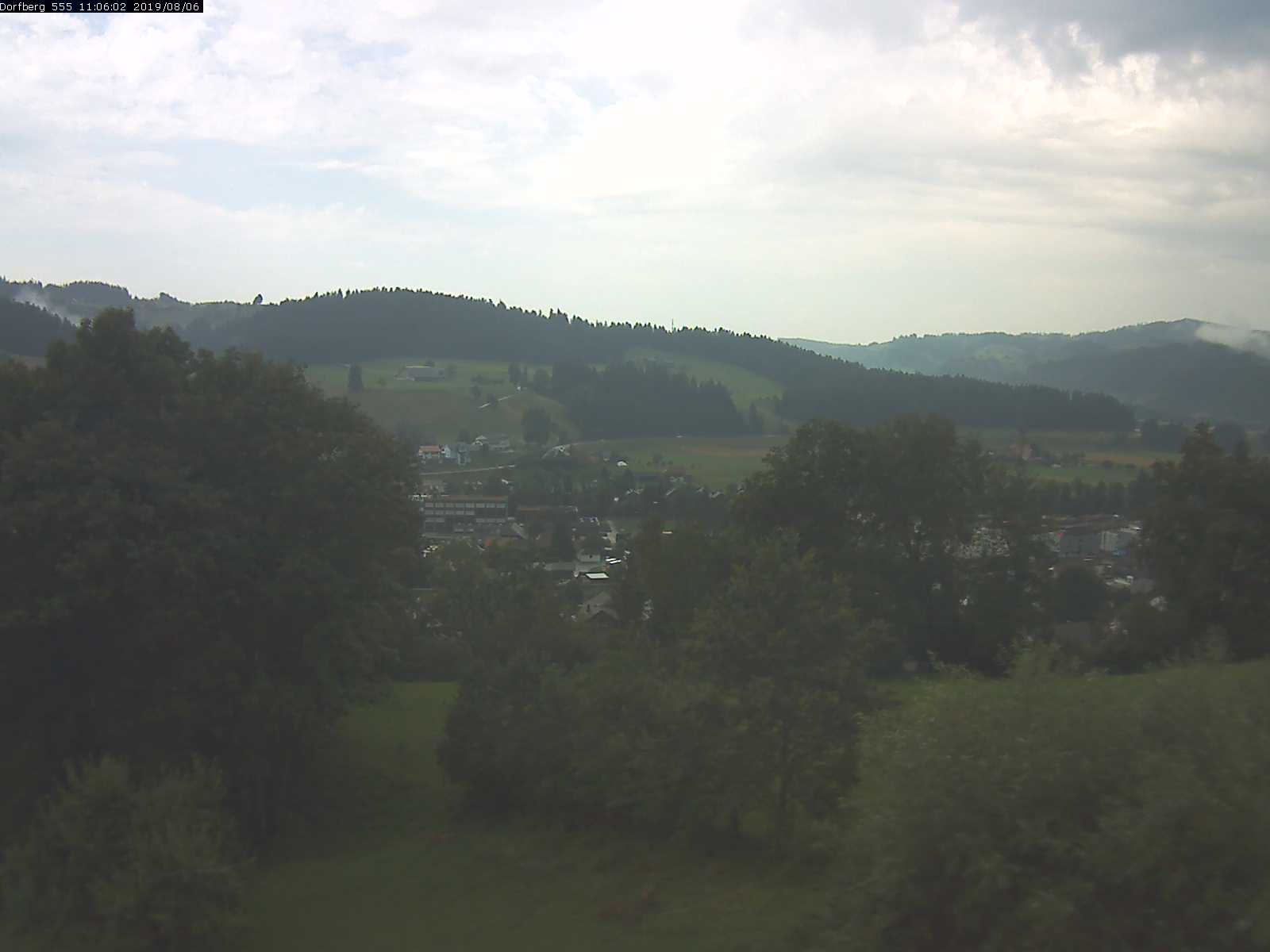 Webcam-Bild: Aussicht vom Dorfberg in Langnau 20190806-110601