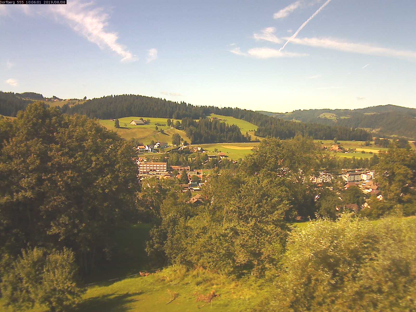 Webcam-Bild: Aussicht vom Dorfberg in Langnau 20190808-100601