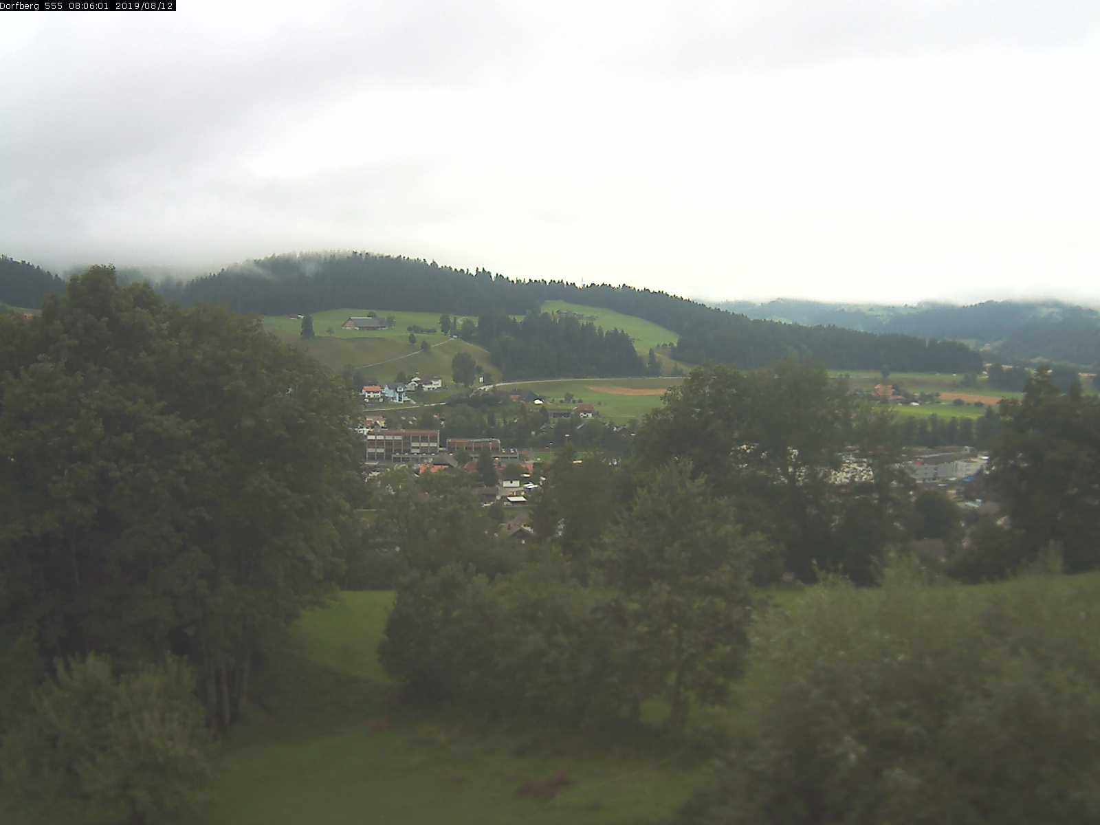Webcam-Bild: Aussicht vom Dorfberg in Langnau 20190812-080601