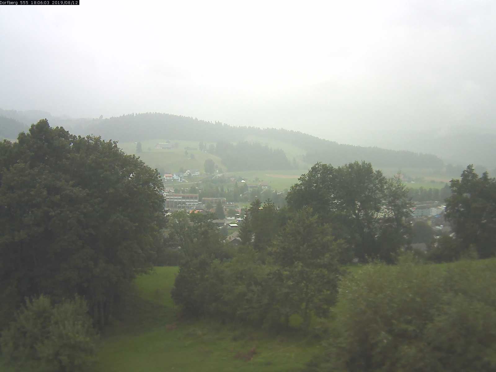 Webcam-Bild: Aussicht vom Dorfberg in Langnau 20190812-180601