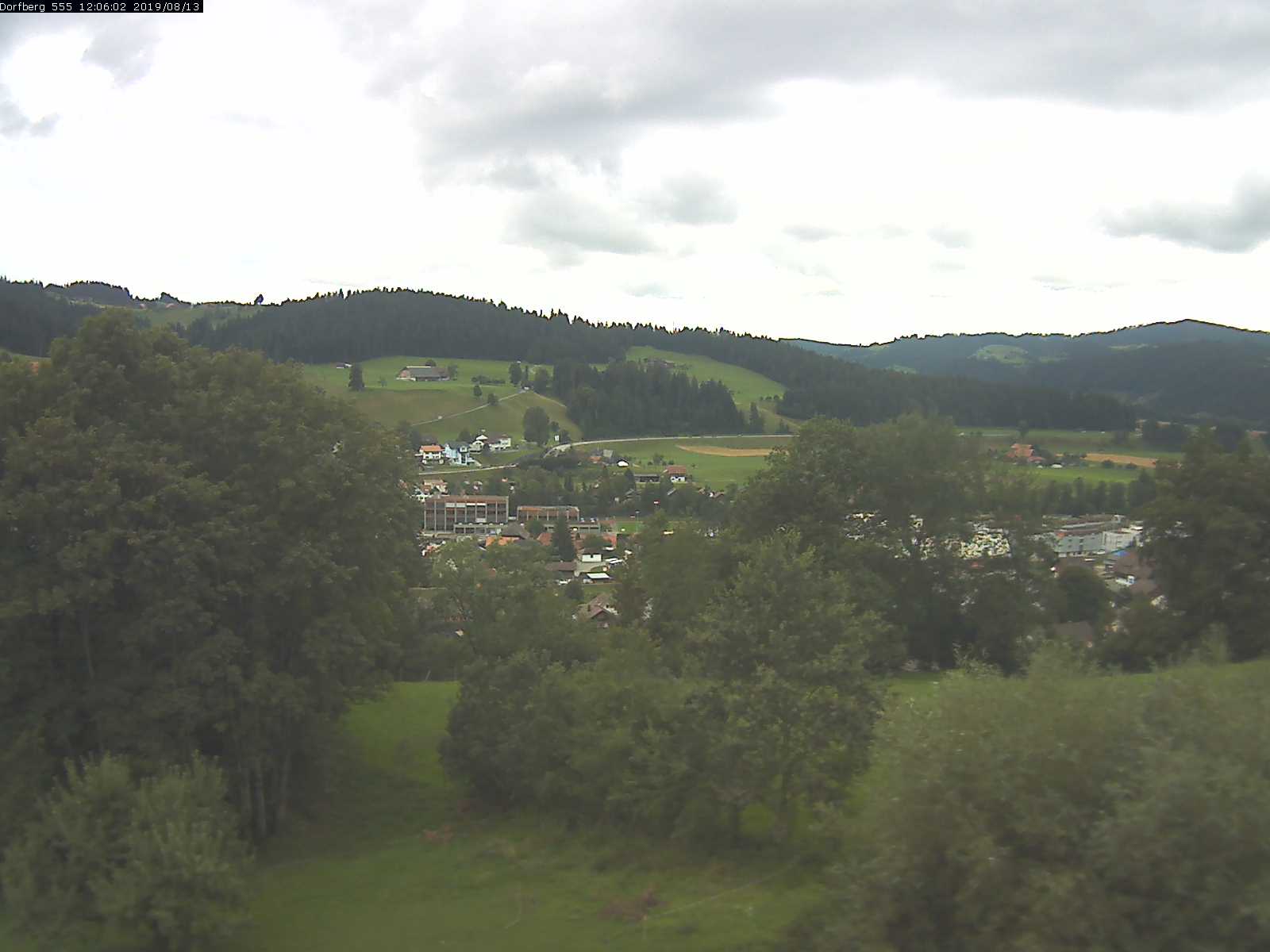 Webcam-Bild: Aussicht vom Dorfberg in Langnau 20190813-120601
