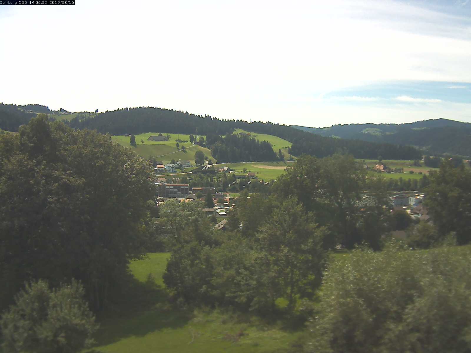 Webcam-Bild: Aussicht vom Dorfberg in Langnau 20190816-140601